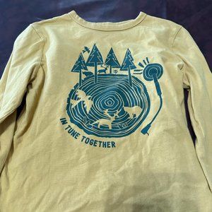 Boys medium Gap long sleeve tee